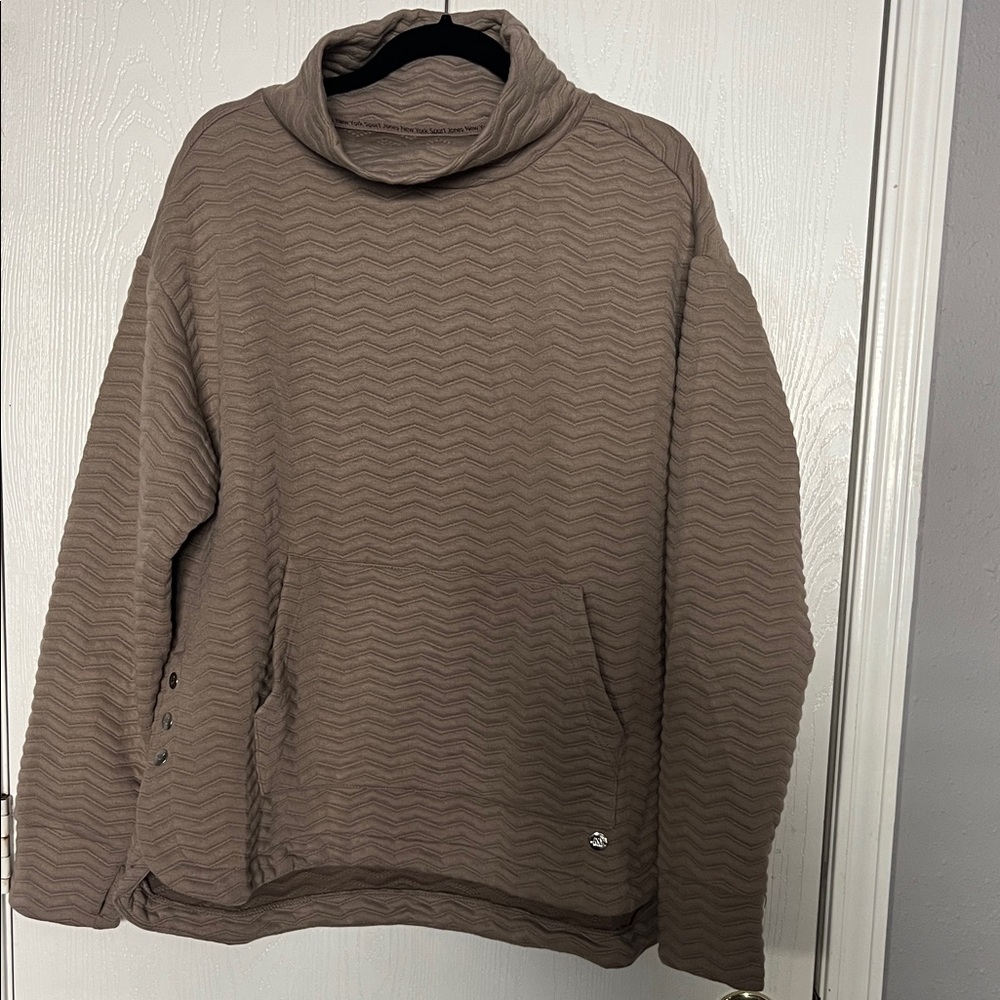 Jones New York Taupe Wave Pattern Women's Hoodie